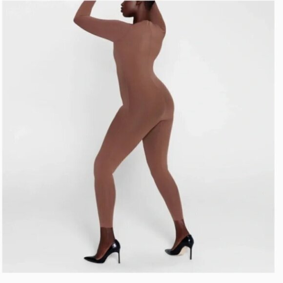 NWT SKIMS All in One Cocoa Sheer Sheer Neck Long Sleeve High Compression Size 3X - Picture 2 of 3